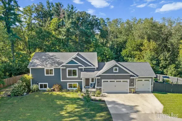 2939 5 Mile Road Ne, Grand Rapids, MI 49525