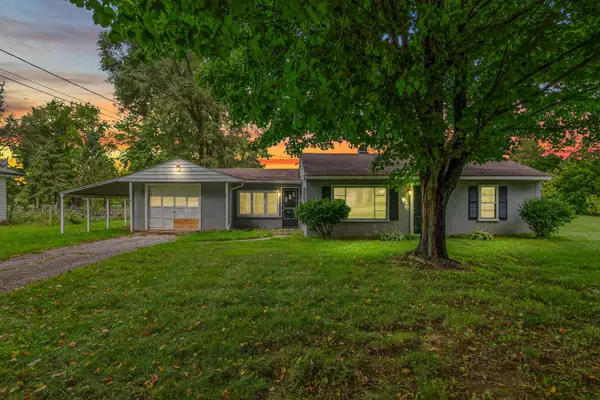 80 Hawley Street, Quincy, MI 49082