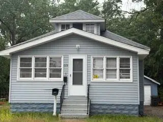 889 Fleming Avenue, Muskegon, MI 49442