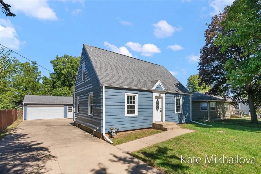 850 Upton Avenue, Springfield, MI 49037 - #3