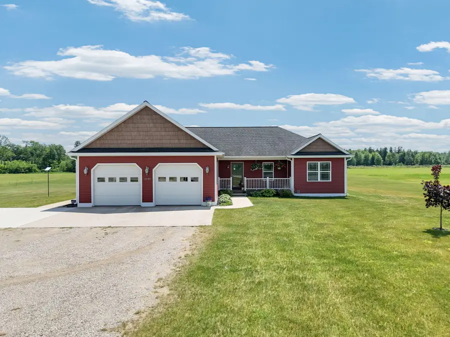 4690 E Houghton Lake Road, Lake City, MI 49651 - #2