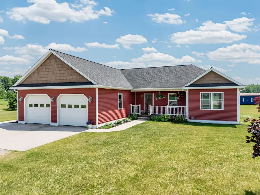 4690 E Houghton Lake Road, Lake City, MI 49651 - #3