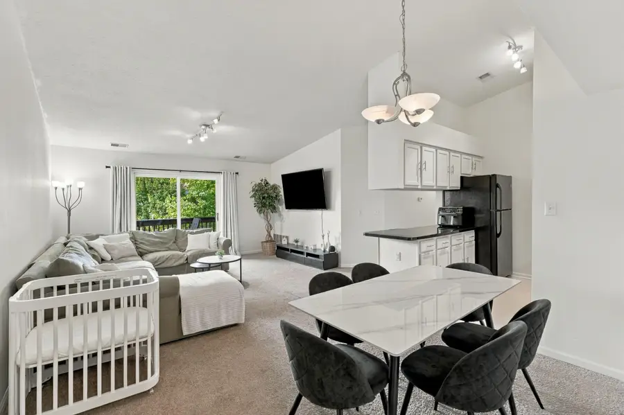 9634 Sawgrass Court #7, Van Buren Township, MI 48111 - #2