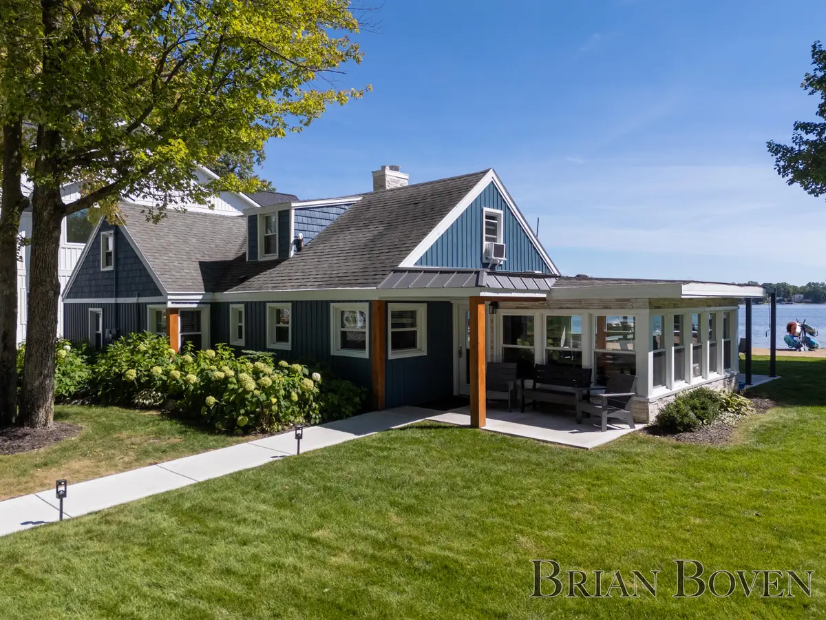 7080 Silver Lake Drive Ne, Rockford, MI 49341 - #1
