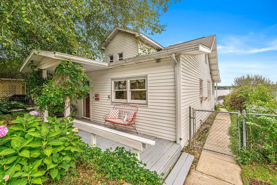 23806 S Shore Drive, Edwardsburg, MI 49112 - #3