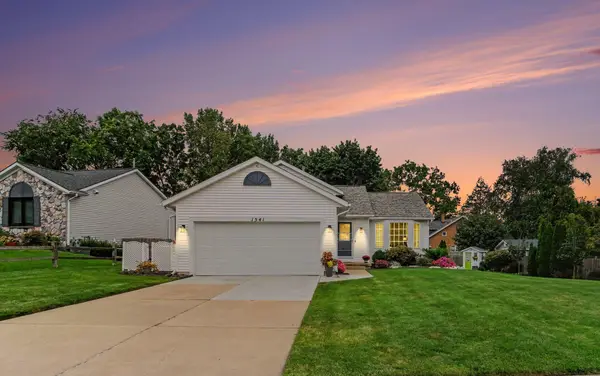 1541 Wakely Street Ne, Grand Rapids, MI 49505