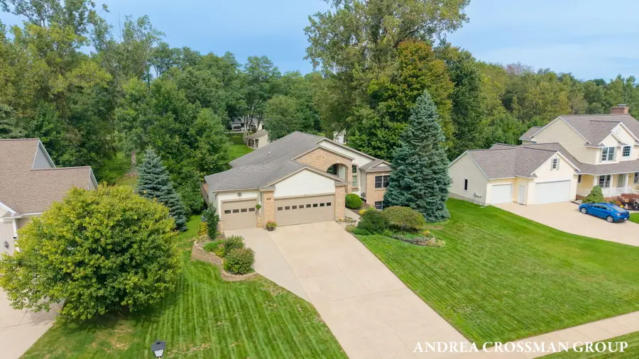 4557 Penny Lane Sw, Wyoming, MI 49418 - #2