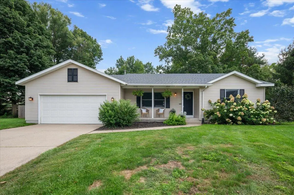 3702 Mesa Court Ne, Rockford, MI 49341 - #1