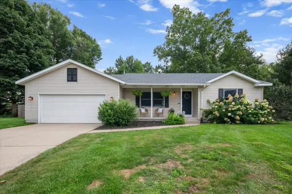 3702 Mesa Court Ne, Rockford, MI 49341
