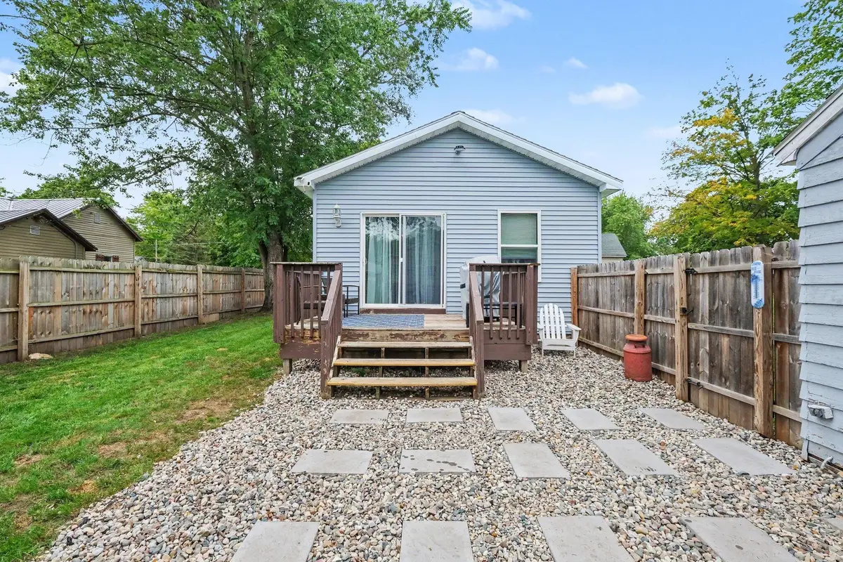 610 S Webster Street, Greenville, MI 48838 - #1