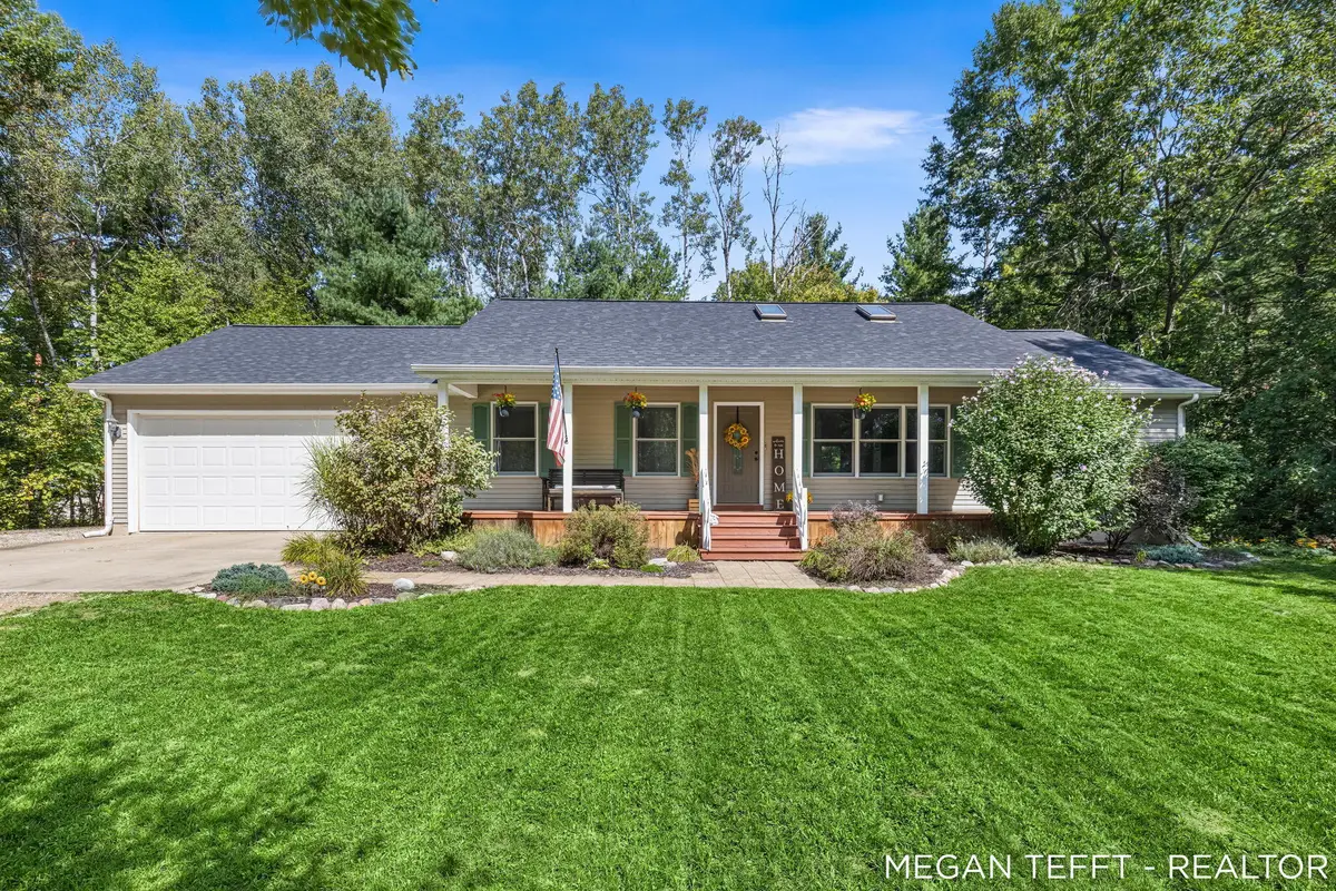 19652 Heights Circle Drive, Big Rapids, MI 49307 - #1