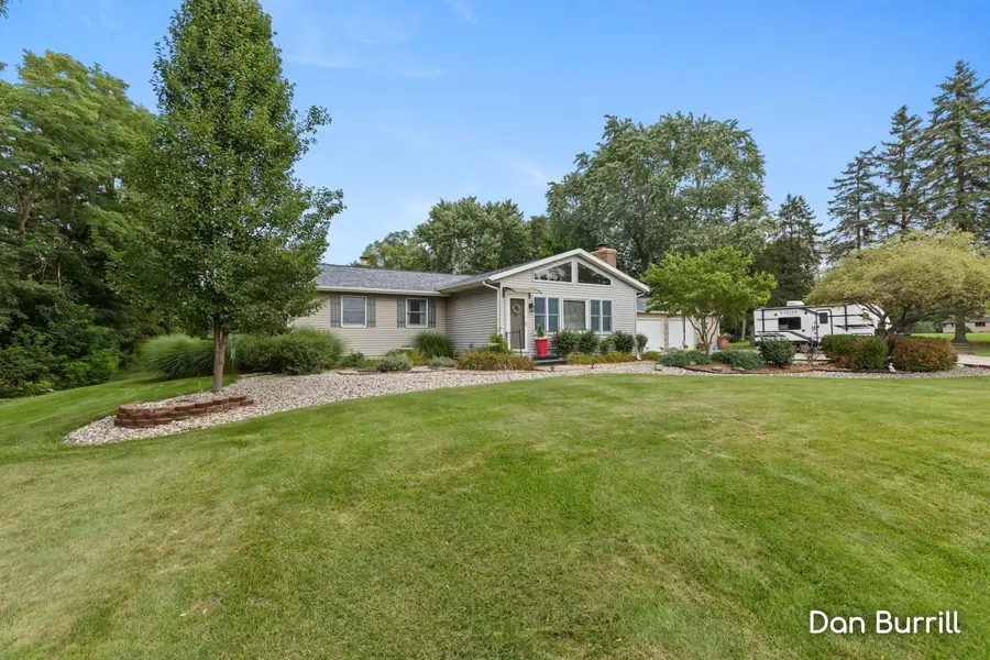 10679 Keystone Drive Ne, Ada, MI 49301 - #3