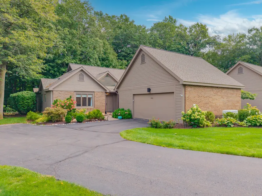 4596 Cottonwood Drive, Ann Arbor, MI 48108 - #2