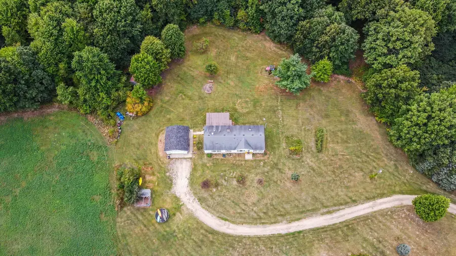 2233 S Wisner Avenue, Fremont, MI 49412 - #3