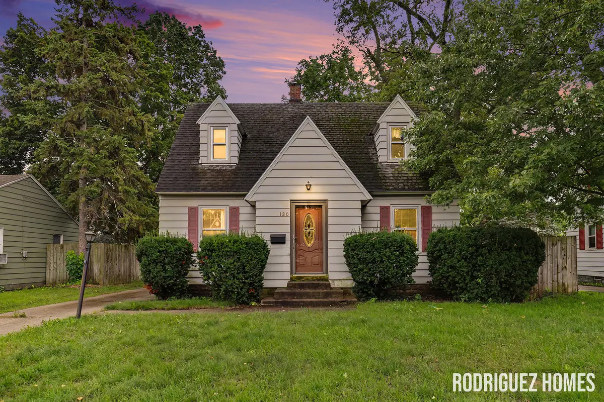 120 W 28th Street, Holland, MI 49423 - #1