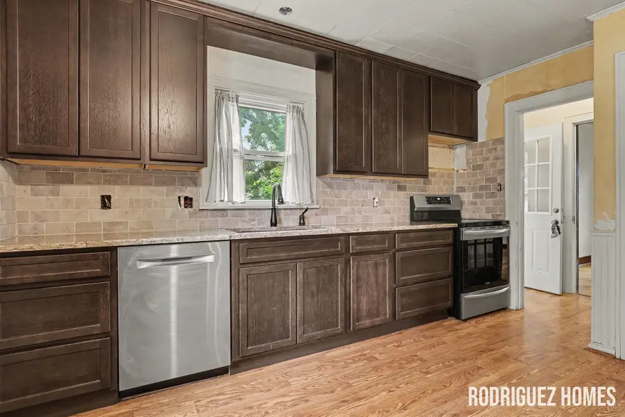 120 W 28th Street, Holland, MI 49423 - #3