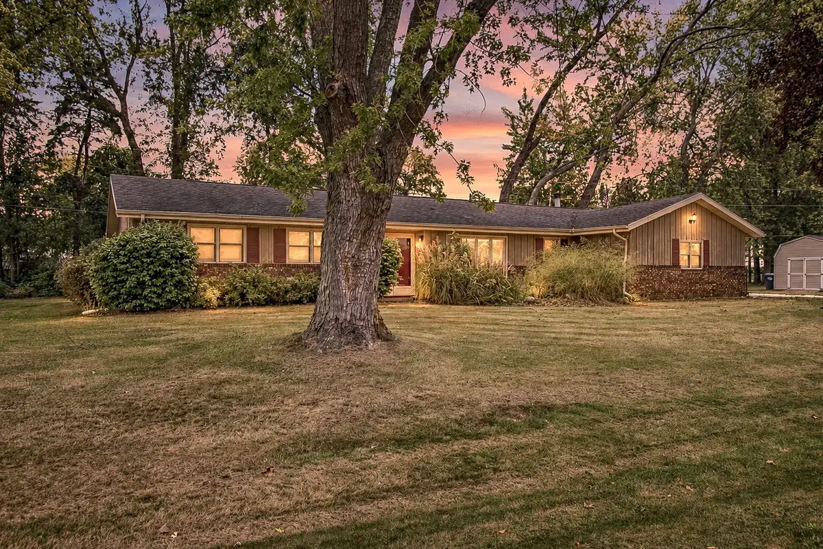 621 Manitou Road, Saint Joseph, MI 49085 - #1