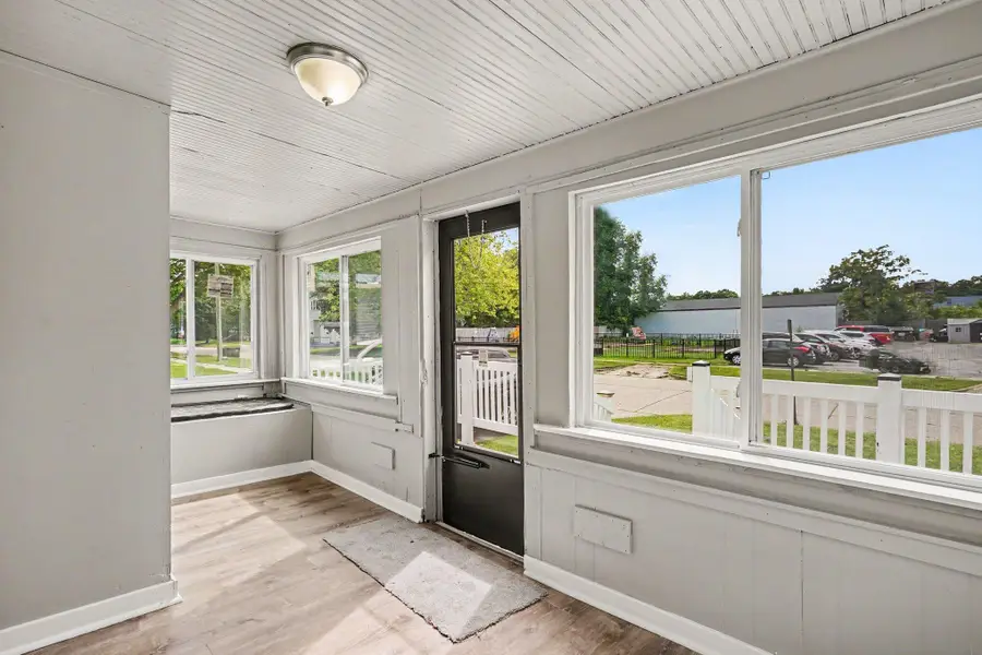 436 Catawba Avenue, Muskegon, MI 49442 - #2