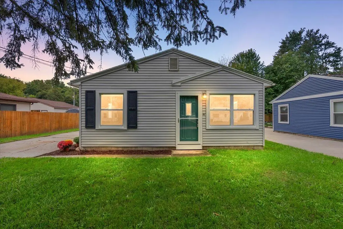 134 Wavell Street Se, Grand Rapids, MI 49548 - #1