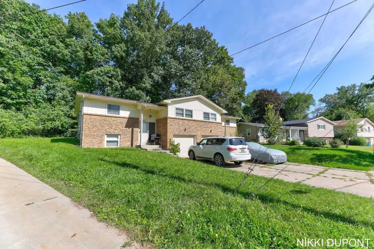 2931-2933 Okemos Drive Se, Grand Rapids, MI 49546 - #1