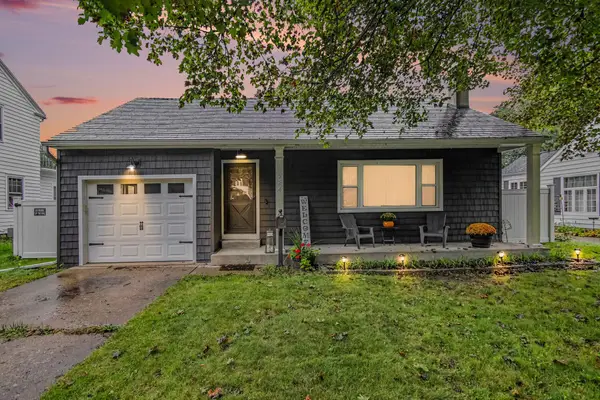 724 Crescent Road, Jackson, MI 49203