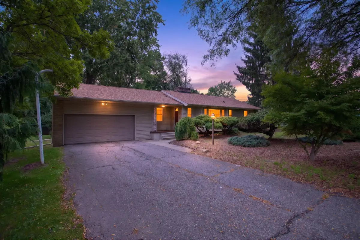 2400 Smiley Way, Jackson, MI 49203 - #1