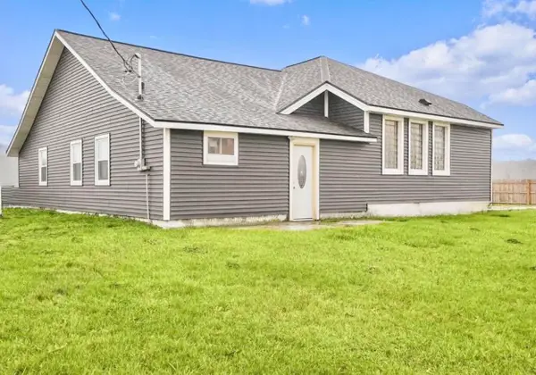 7564 13 Mile Road Ne, Rockford, MI 49341