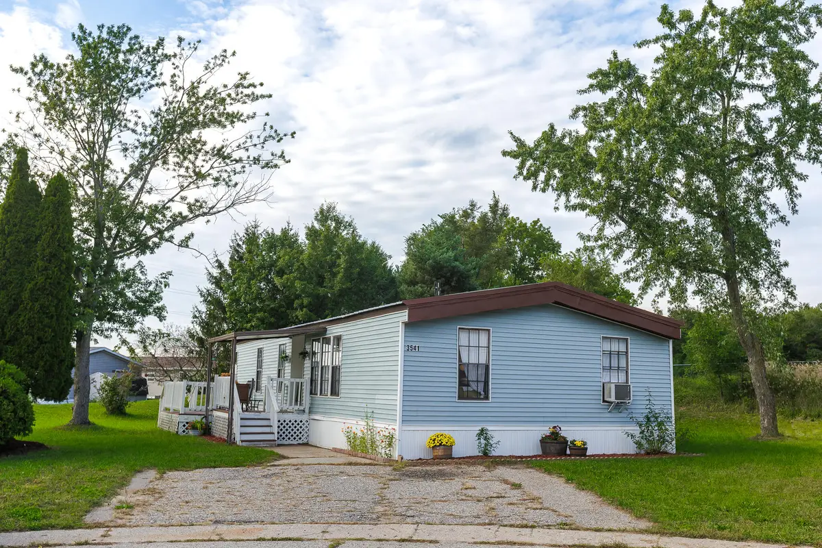 3541 Pine Knob Street Nw, Grand Rapids, MI 49544 - #1