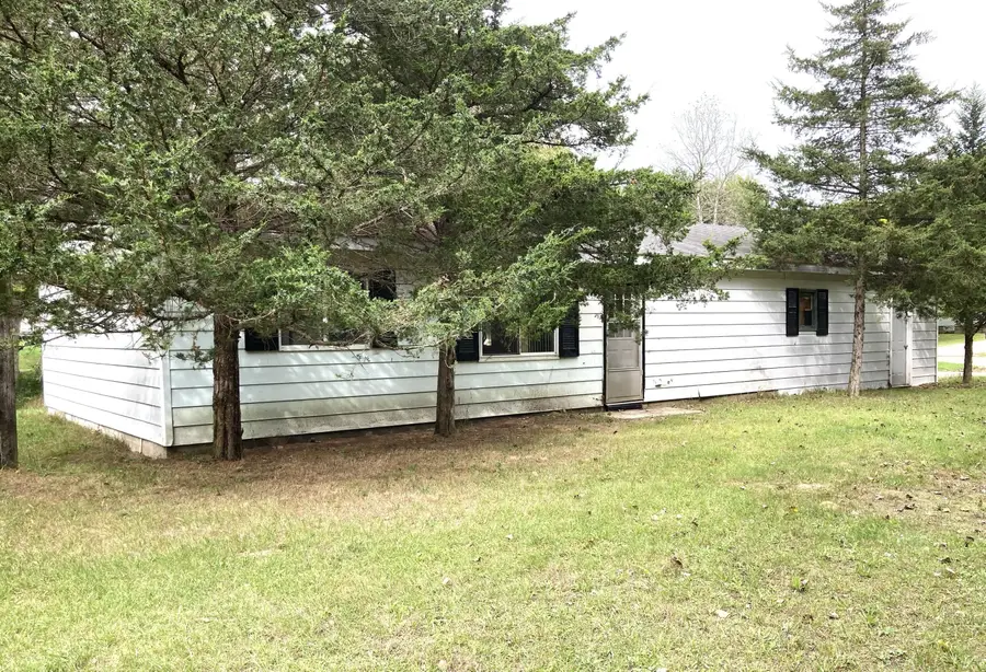 9323 Eva Drive, Crystal, MI 48818 - #3
