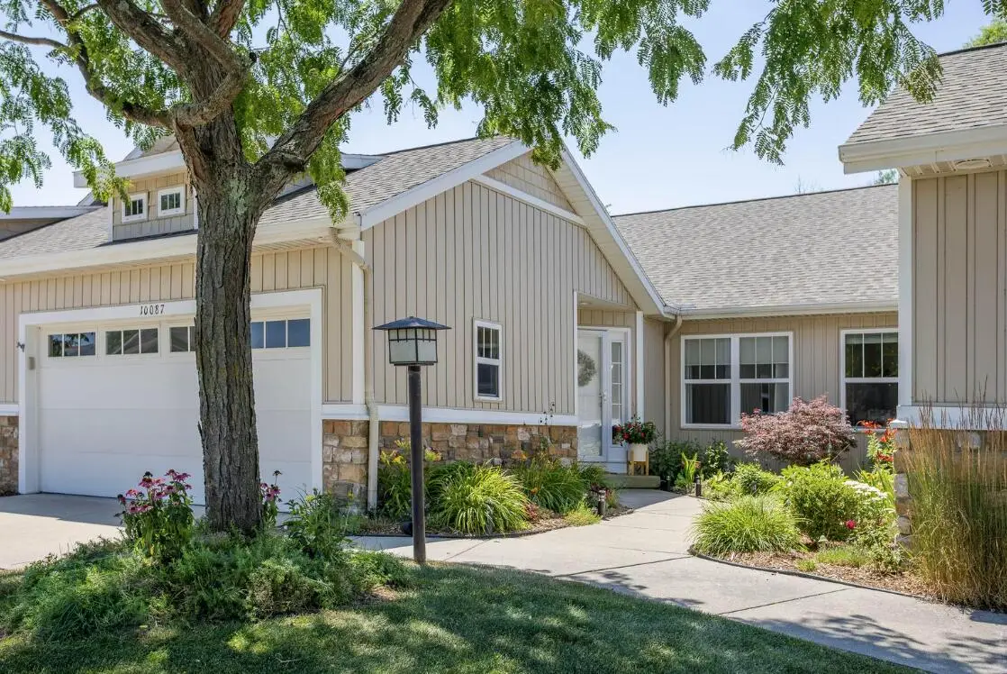 10087 S Crossroads Circle Se, Caledonia, MI 49316 - #1
