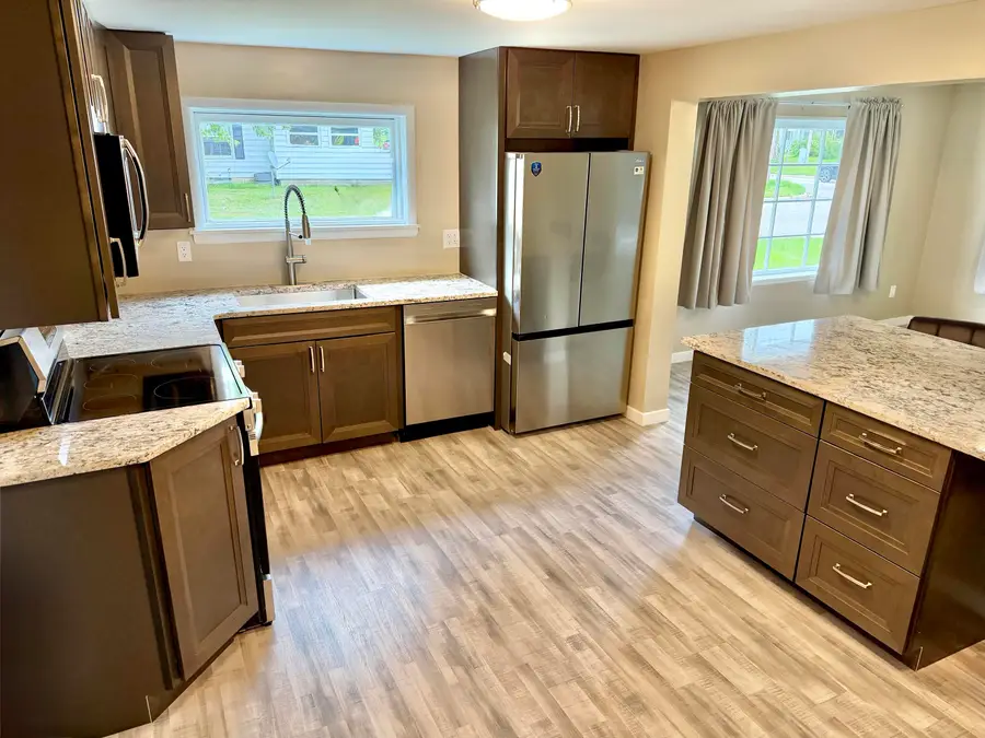 404 W Saint Joseph Street, Watervliet, MI 49098 - #3