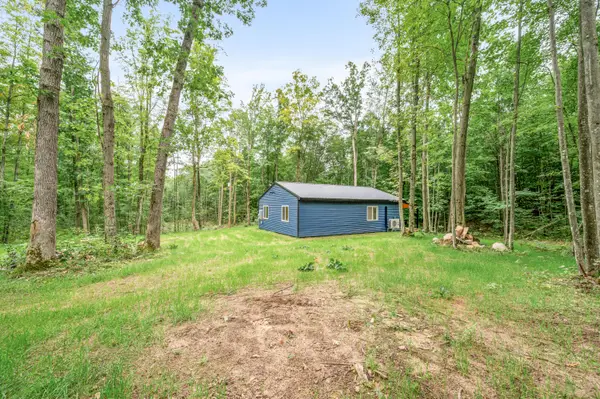 13540 8 Mile Road, Evart, MI 49631