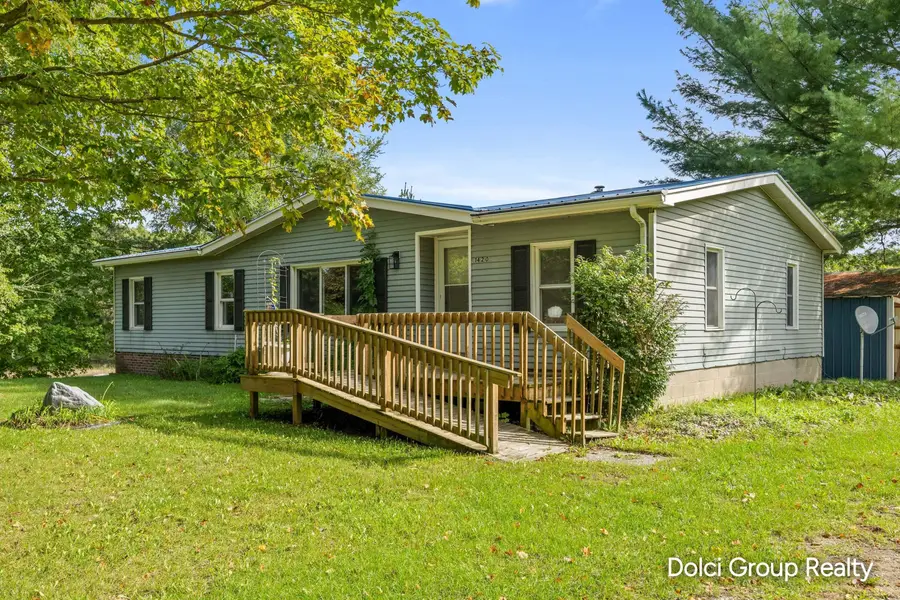 1420 N Stone Road, Hesperia, MI 49421 - #2