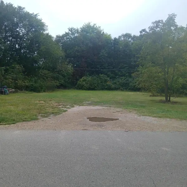 138 Bradford Road, Benton Harbor, MI 49022