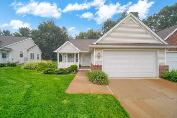 846 E Barrington Circle, Jackson, MI 49203
