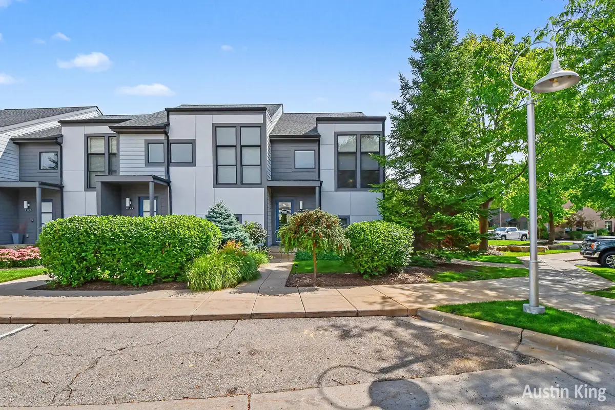 2114 New Town Drive Ne, Grand Rapids, MI 49525 - #1