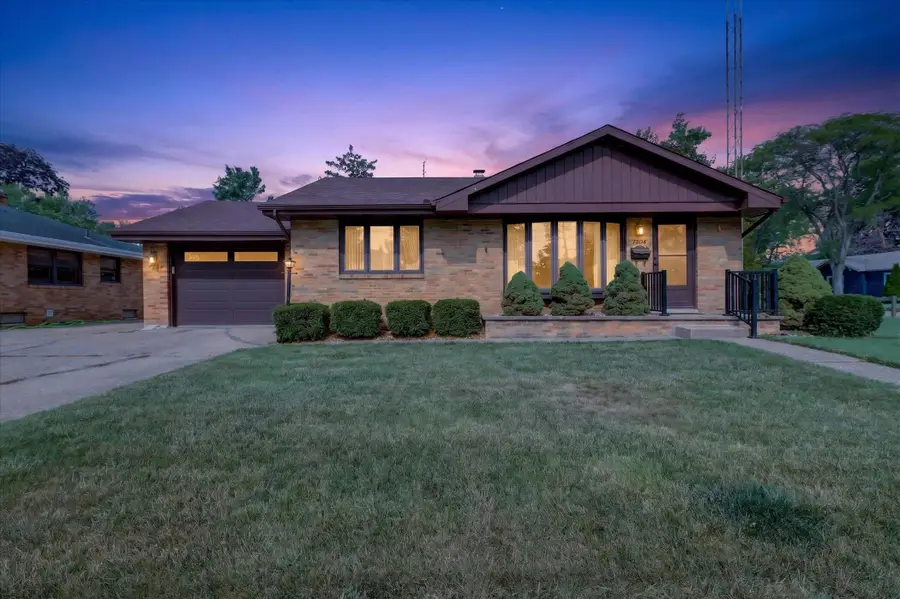 1920 Langley Avenue, Saint Joseph, MI 49085 - #2