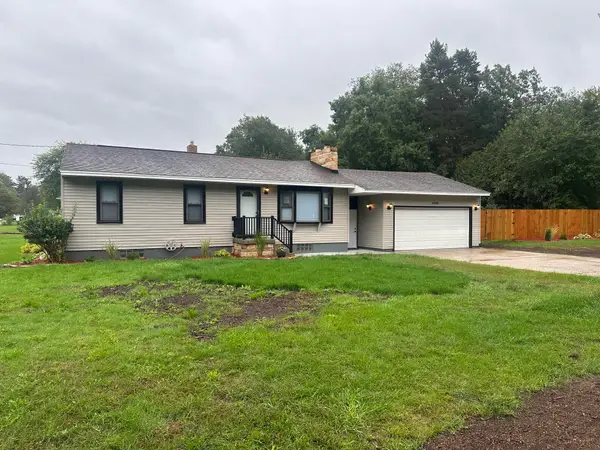 4340 S Quarterline Road, Muskegon, MI 49444