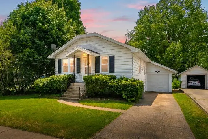 314 Wallace Avenue, Saint Joseph, MI 49085 - #1