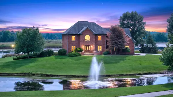 6831 Price Lake Drive N, Jackson, MI 49201