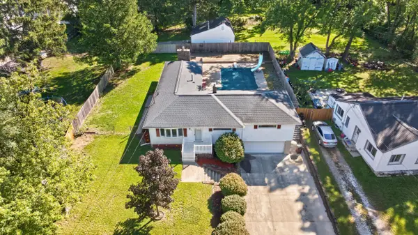 2921 Overhill Road, Jackson, MI 49203