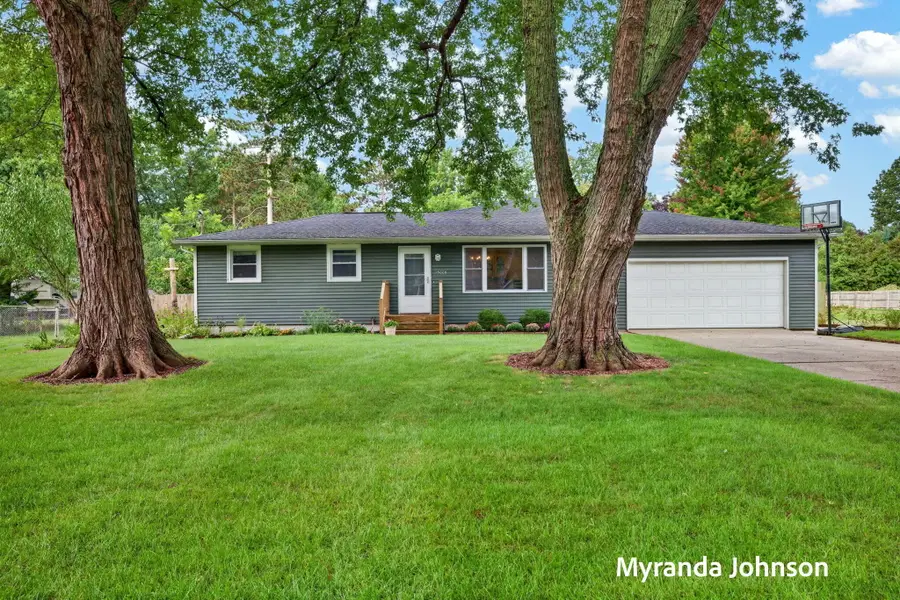 15005 161st Avenue, Grand Haven, MI 49417 - #3