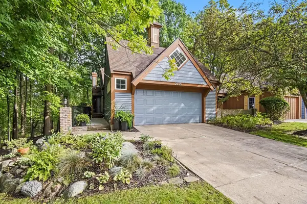 2133 North Cross Creek Drive Se, Grand Rapids, MI 49508