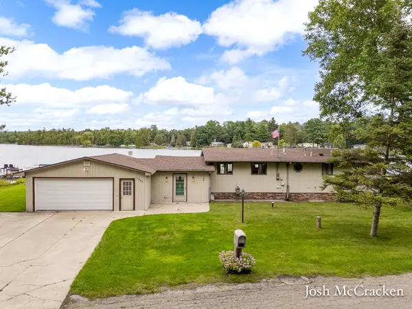 1351 Shady Lane, Greenville, MI 48838