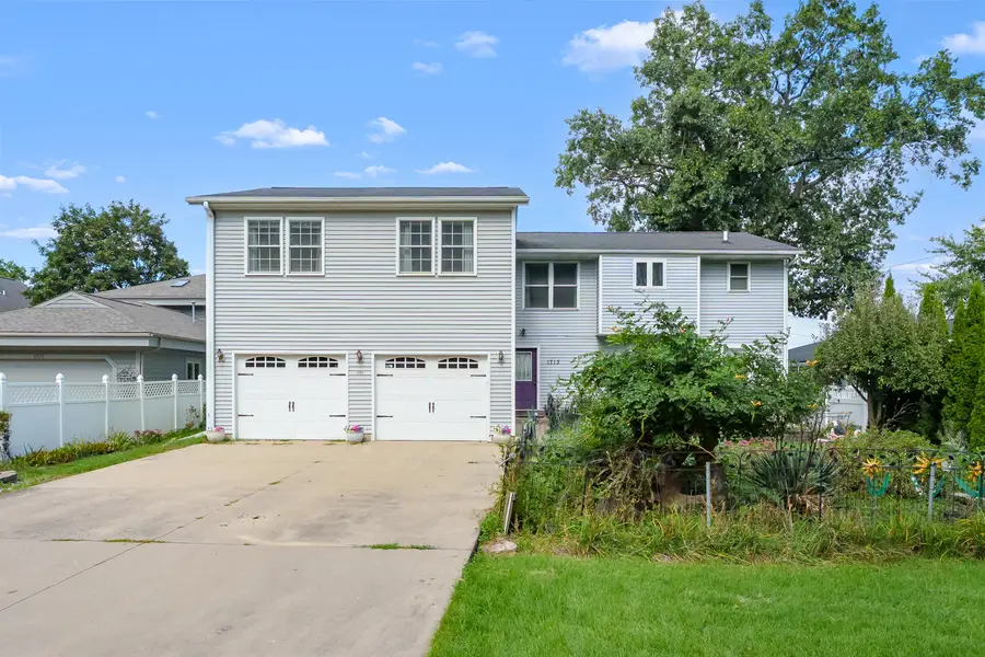 1713 Lakeview Drive, Portage, MI 49002 - #2