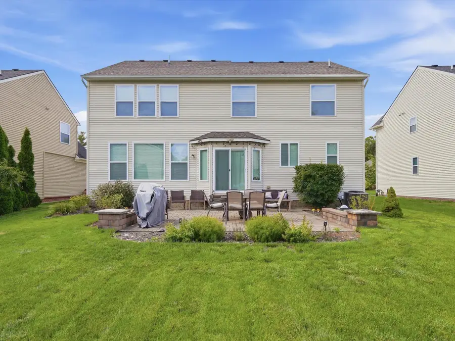 21222 Laurelwood Court, Farmington, MI 48336 - #3