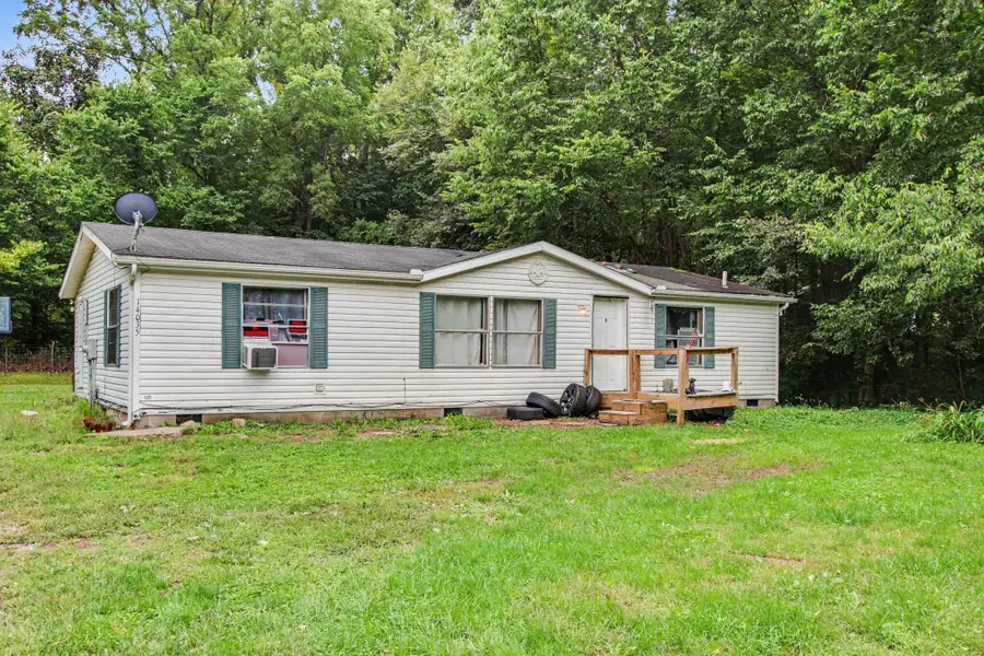 14035 Riverside Drive, Constantine, MI 49042 - #2