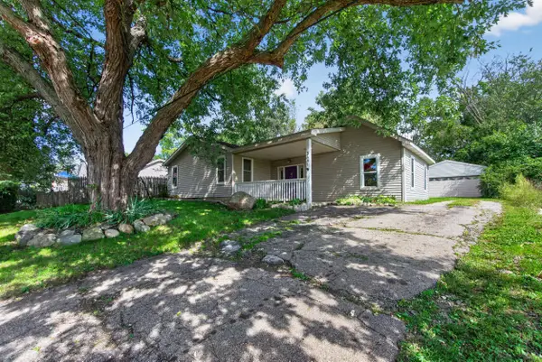 3641 Saint Luke Drive, Jackson, MI 49201