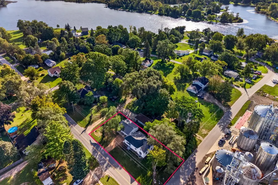 212 E 2nd Street, Trufant, MI 49347 - #2