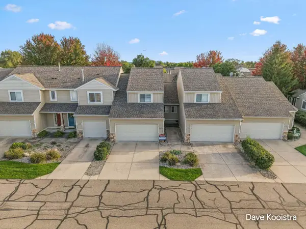 2934 Edgestone Drive, Hudsonville, MI 49426